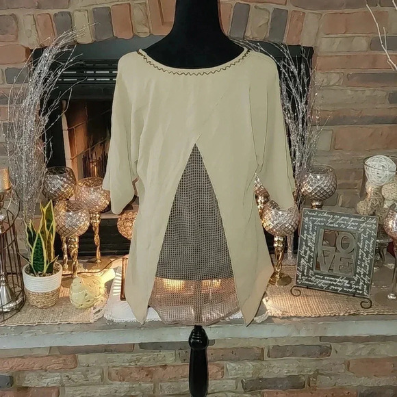 Black Tunic - Picture 3 of 5